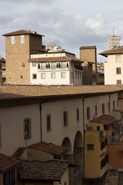 フィレンツェPonte Vecchio Luxury IIアパートメント 部屋 写真