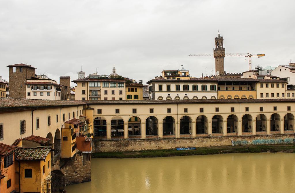 フィレンツェPonte Vecchio Luxury IIアパートメント 部屋 写真