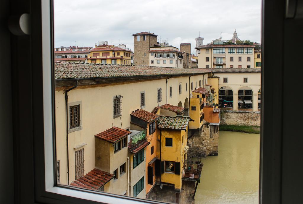 フィレンツェPonte Vecchio Luxury IIアパートメント 部屋 写真